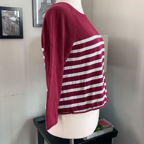 Forever 21 lightweight cropped sweater size small - Picture 2 of 7